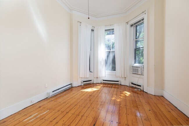 Primary Photo - 75 Chandler St