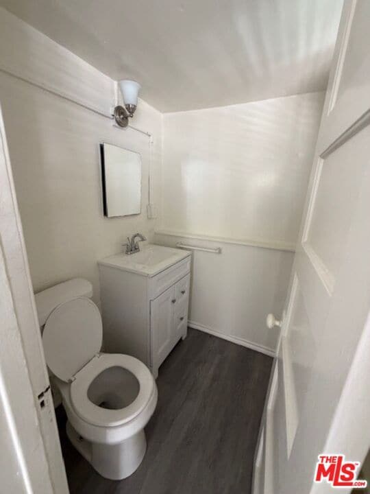 Building Photo - 332 15th Pl