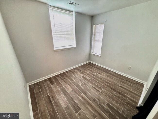 Building Photo - 1260 Sugarwood Cir