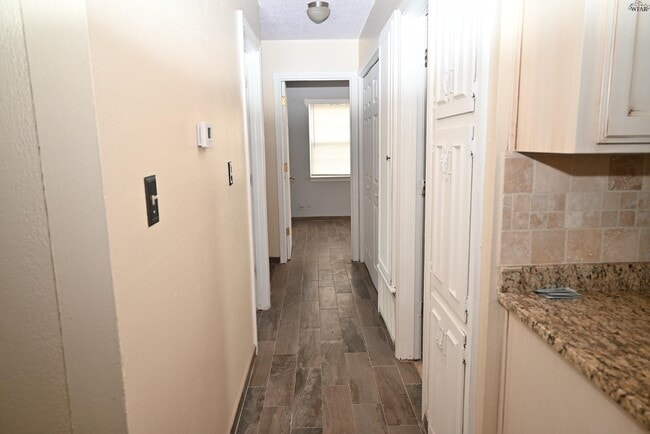 Building Photo - 4103 Beard Ave