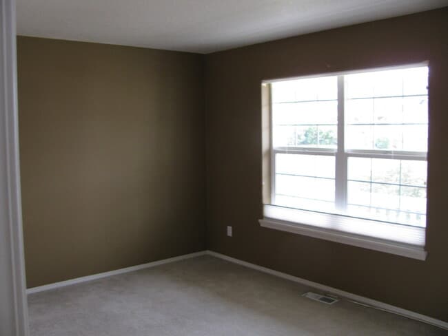Building Photo - 16525 NW Talkingstick Way