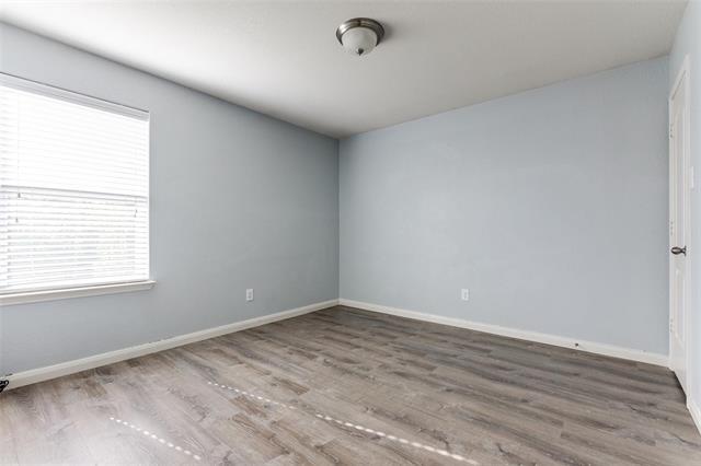 Building Photo - 1824 Persimmon Dr