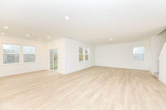 Building Photo - 16946 Daly Dr