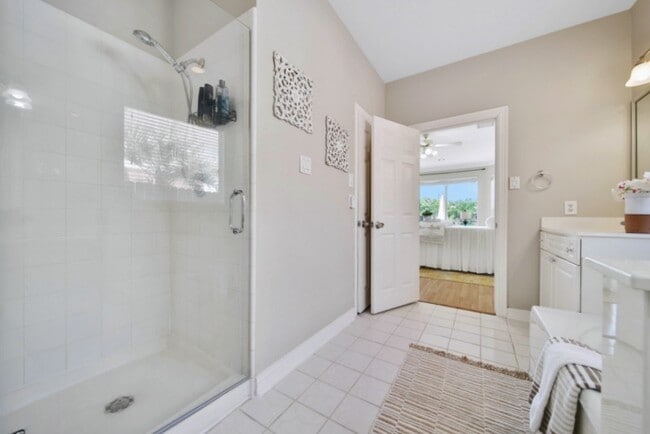Building Photo - 3206 Summer Bay Dr