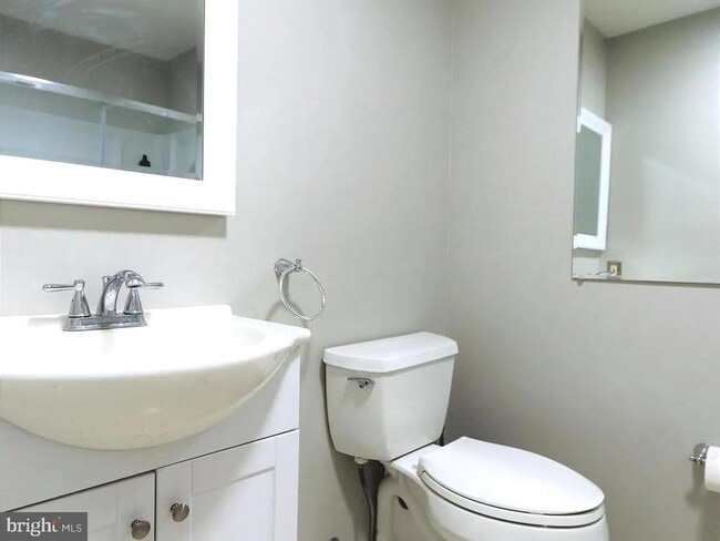 Building Photo - 36 Kanabe Dr