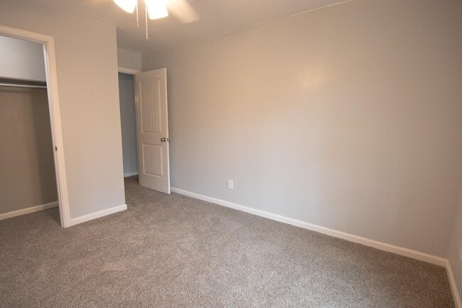 Building Photo - 3306 Timberlane Cir