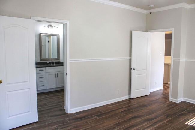 Building Photo - RENOVATED 3-BEDROOM IN REDLAND RANCH, NORT...