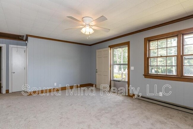 Building Photo - 207 S Alston St