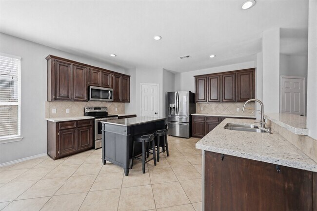 Building Photo - 6110 Fulton Meadows Ln