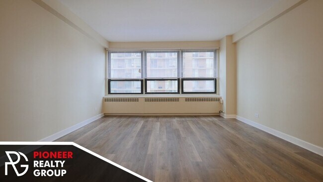 Building Photo - 4180 N Marine Dr