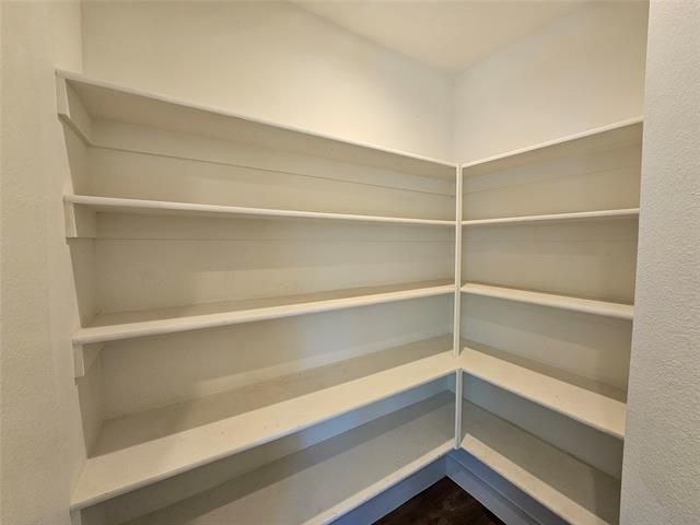 Building Photo - 2374 Southwood Dr