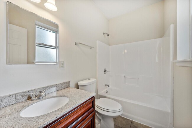 Building Photo - 1916 N 18th St