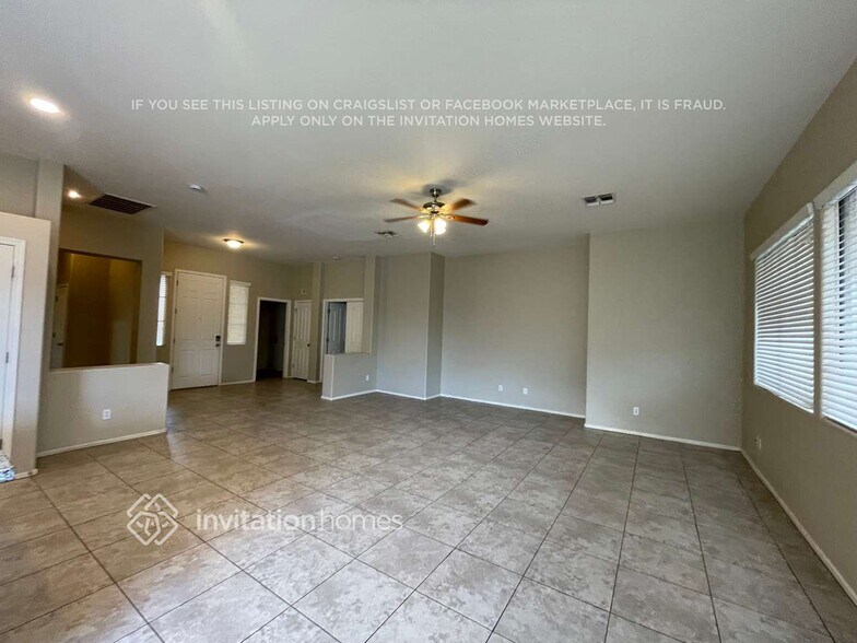 Building Photo - 13601 W Ironwood St
