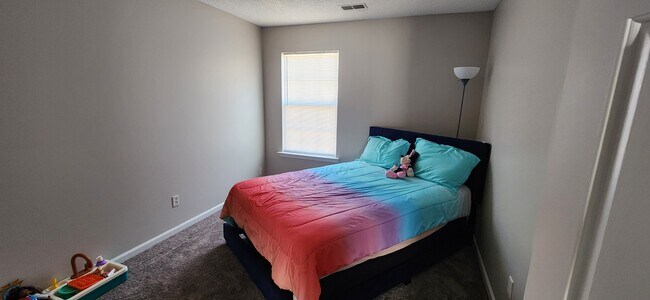 Building Photo - 1113 Waverly Pl Dr