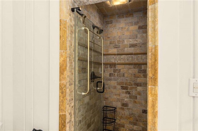 Building Photo - 787 Flat Shoals Ave SE