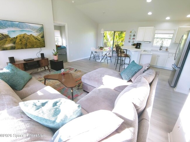 Building Photo - 160 Sandy Shoes Dr