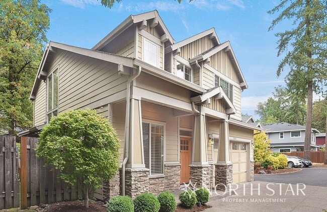Building Photo - Beautiful Craftsman in Lake Oswego