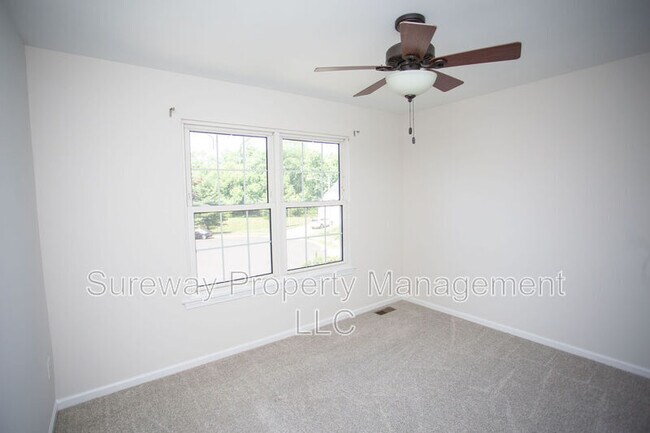 Building Photo - 24 Kathryn Ct