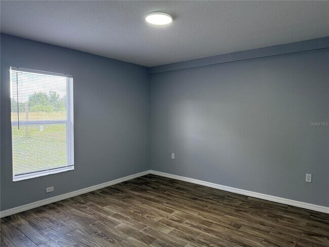 Building Photo - 2109 Albion Ave