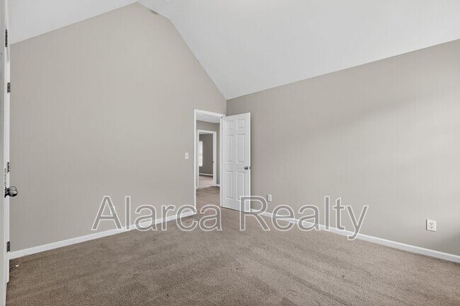 Building Photo - 1454 Bedlington Dr NW