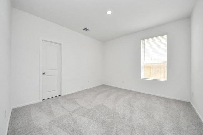 Building Photo - 13407 Harbor Pt Dr