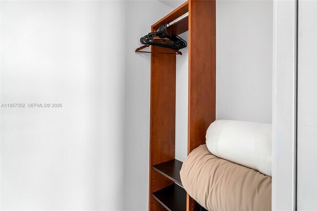 Building Photo - 6917 Collins Ave