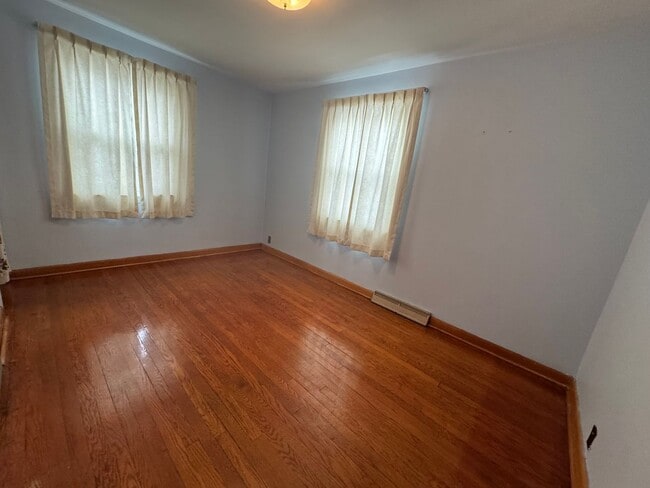 Building Photo - 3 Bedroom 1.5 Bath Rental Rome NY