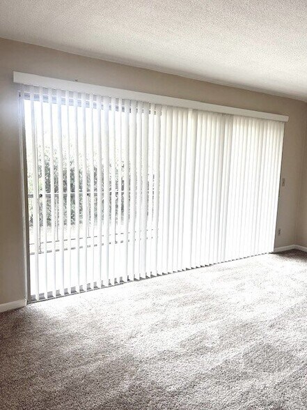 Building Photo - 2430 Harn Blvd