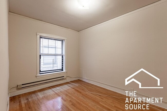 Building Photo - 1315 Oak Ave