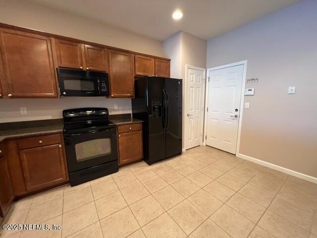 Building Photo - 6937 Woody Vine Dr