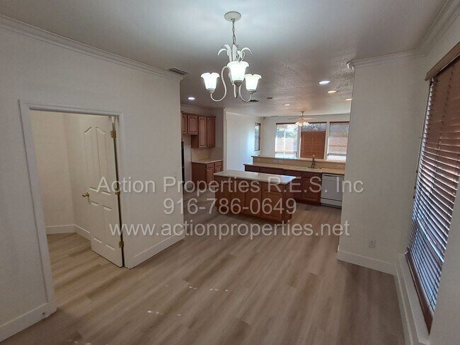 Building Photo - Action Properties R.E.S. Inc. Offering Beautiful Highland Park Single Story 3 Car, 4 Bedroom, Gar...
