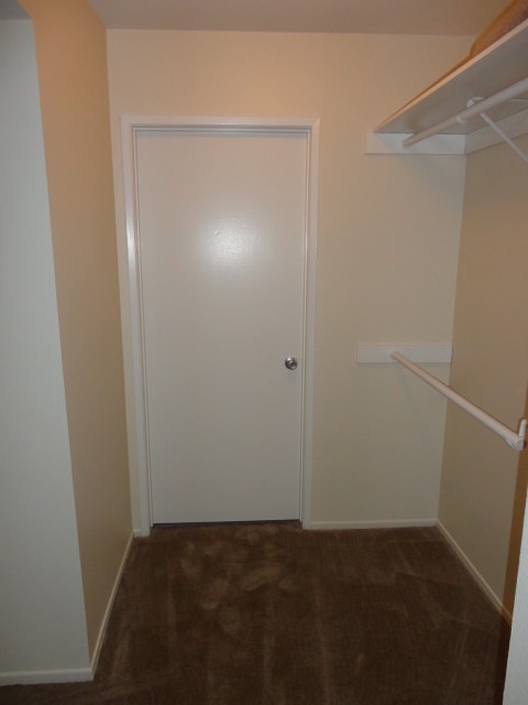 Building Photo - Nice 2 + 2 Gated Condo Santa Clarita