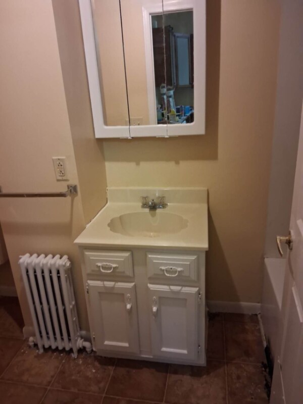 Building Photo - 1600 Howard Ave