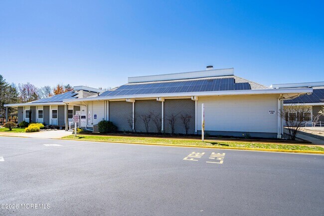 Building Photo - 55 Scarborough Pl