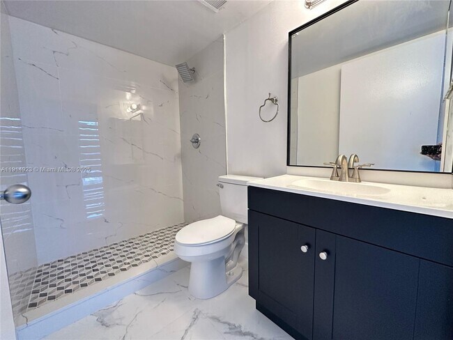 Building Photo - 7125 NW 186th St