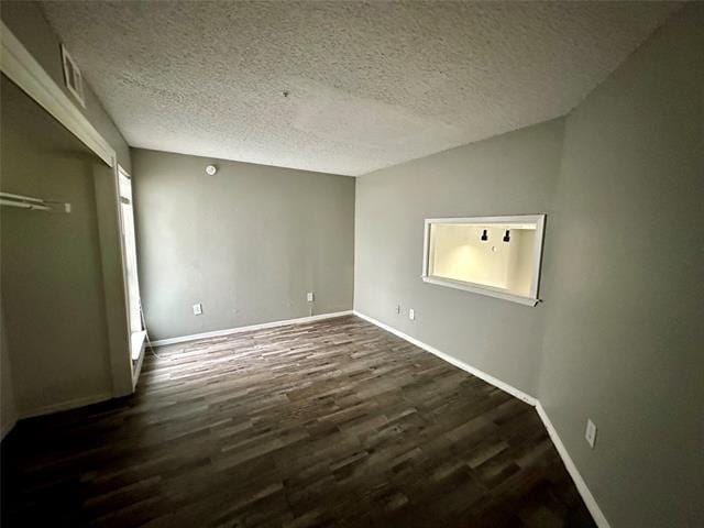 Building Photo - 9823 Summerwood Cir