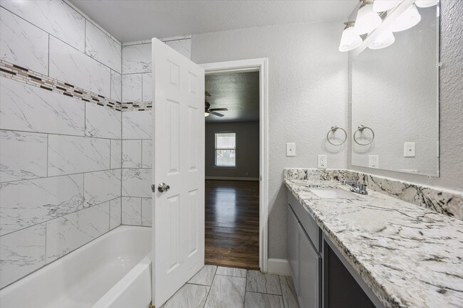 Building Photo - 5014 Yellowstone Blvd