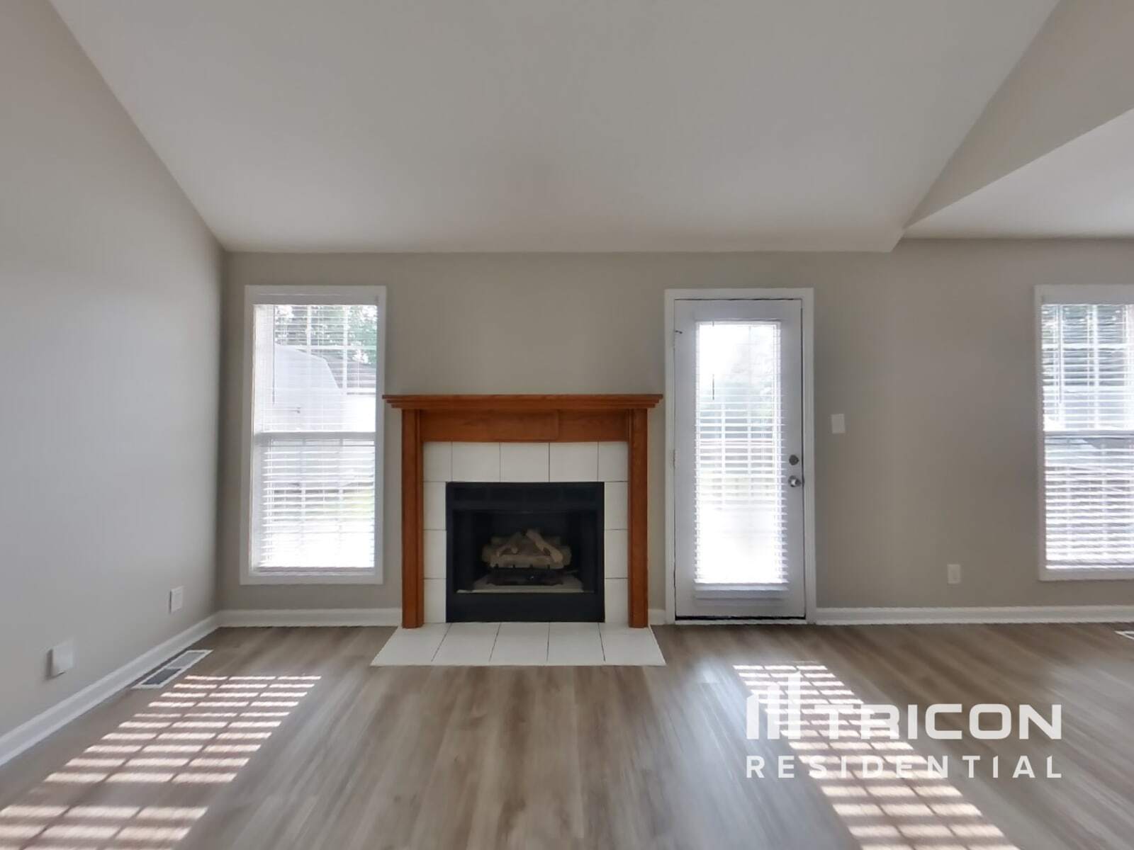 Building Photo - 1429 Cedar Springs Cir