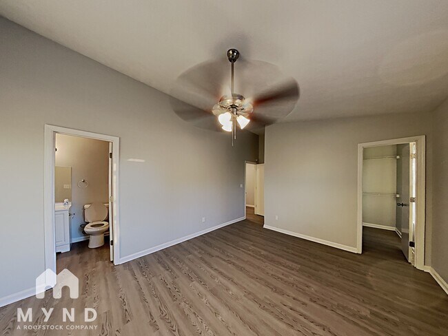 Building Photo - 5061 Donnell Way