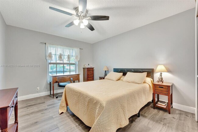 Building Photo - 5655 NW 86th Ave
