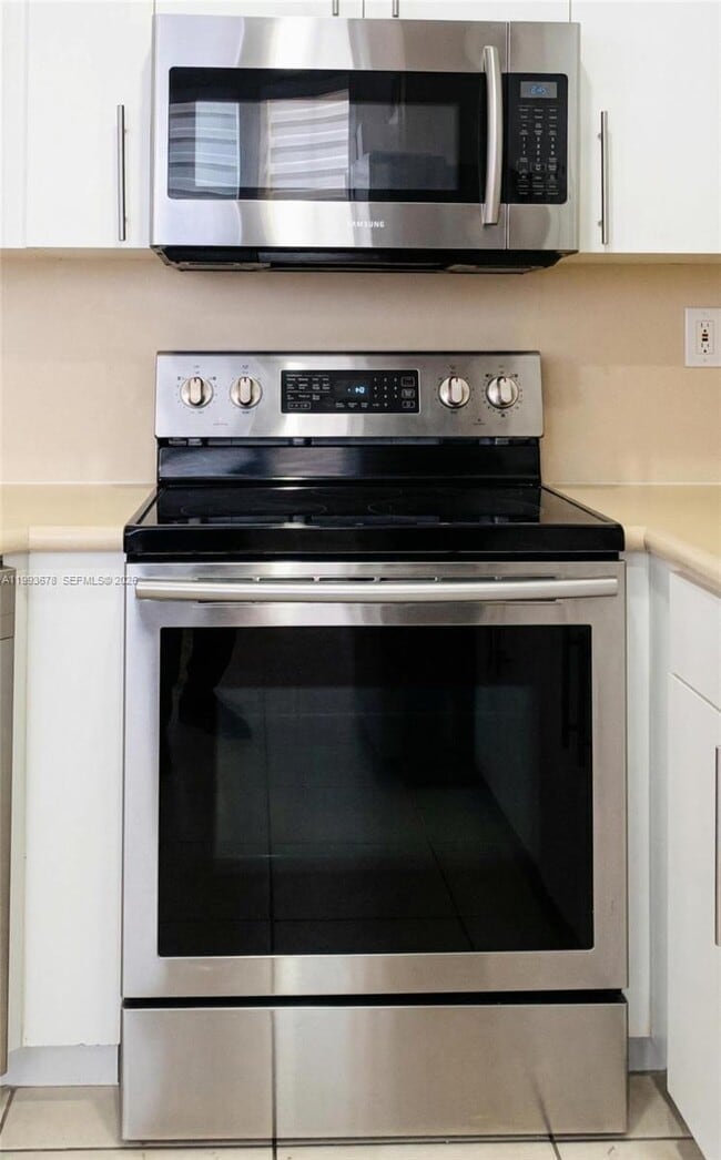 Building Photo - 16603 SW 79th Terrace