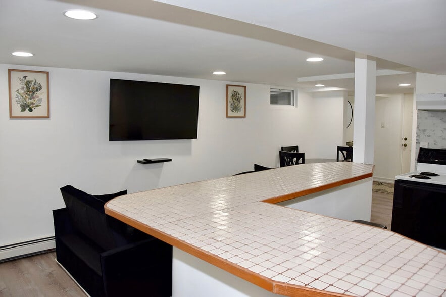 Building Photo - 55 Shadow Grove Ln