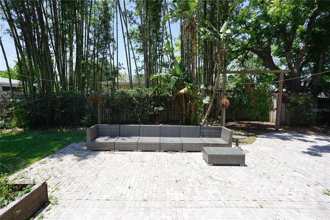 Building Photo - 2514 Illinois St