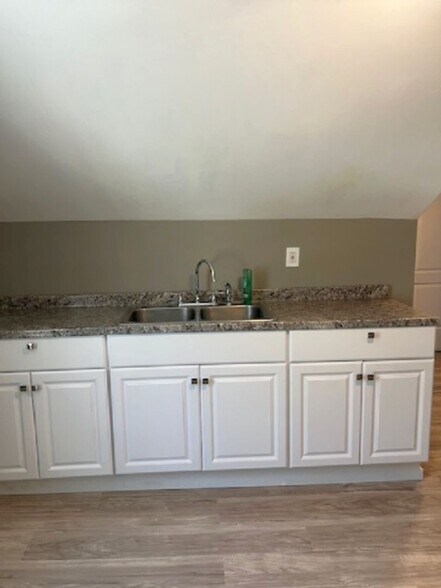 Building Photo - 718-720 Charles Street