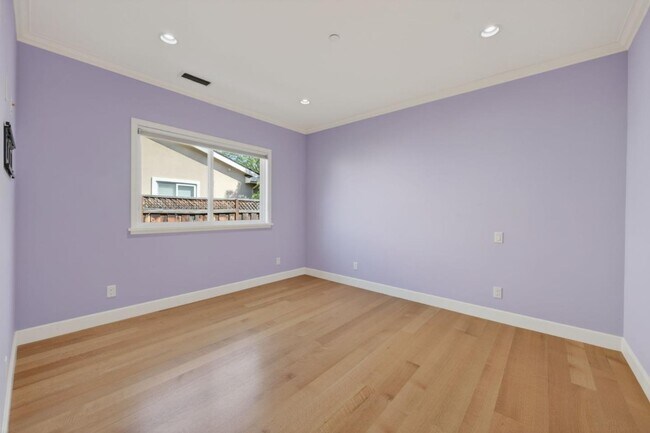 Building Photo - 18270 Baylor Ave