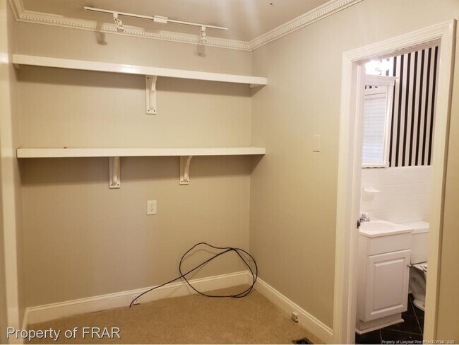 Building Photo - 311 Westview Dr