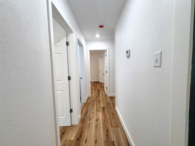 Building Photo - 3206 Avenue K