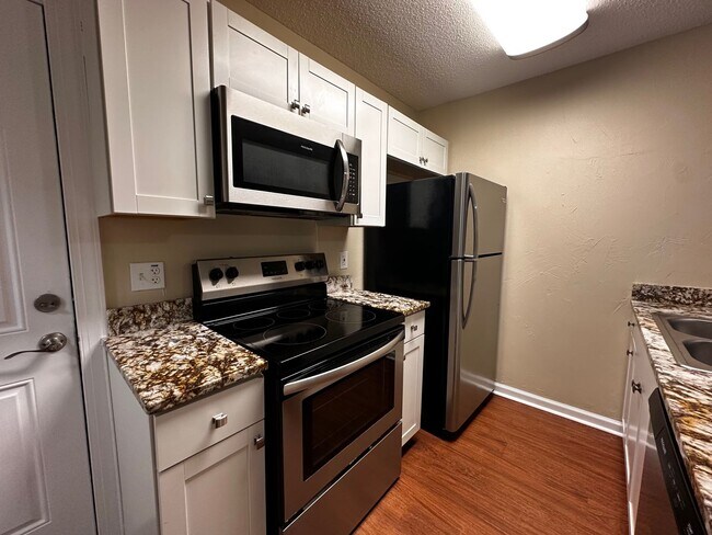 Building Photo - 797 Timberway Ct