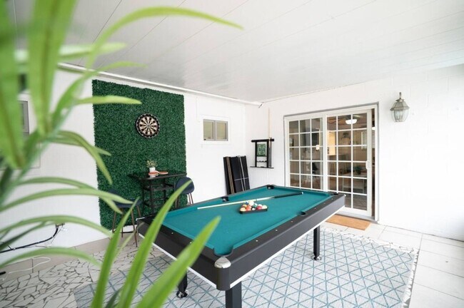 Building Photo - Stylish Heated Pool House  Near the Beach