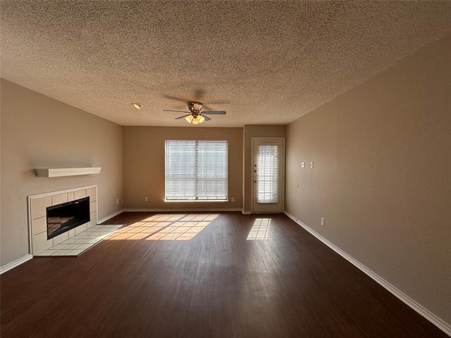 Building Photo - 7425 Kingswood Dr